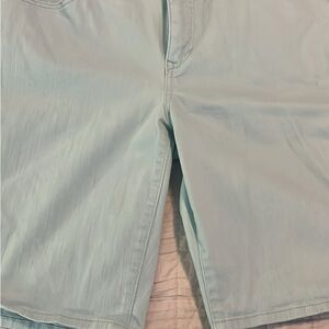 Gloria Vanderbilt Pastel Blue Women's Bermuda Shorts